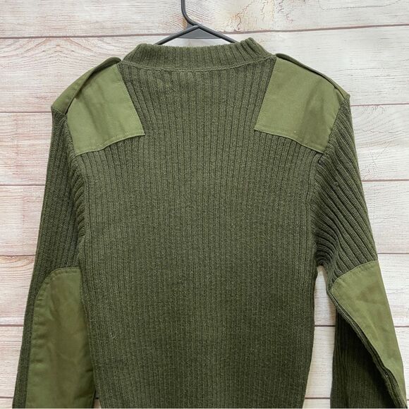 NEW WITHOUT TAGS DSCP OLIVE GREEN MILITARY SWEATER IN 100% WOOL - Picture 7 of 10